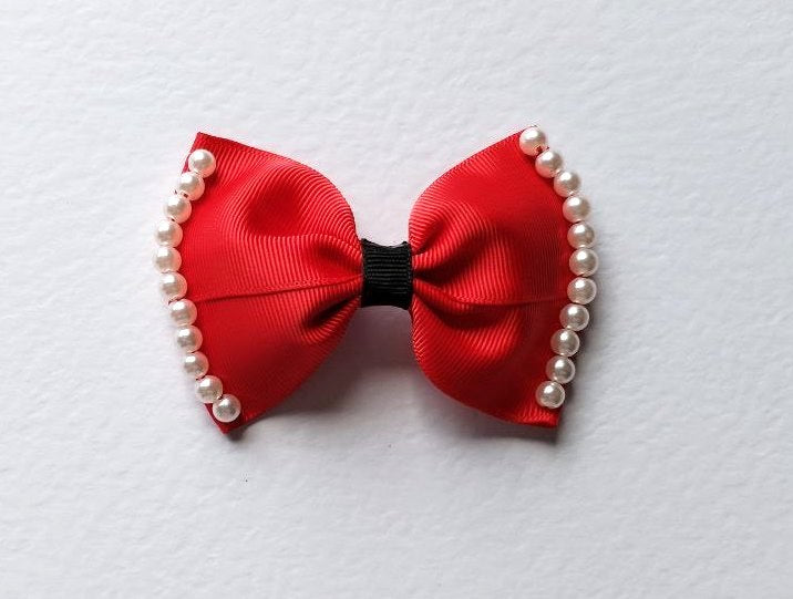 Pearly- Medium Sized Bow