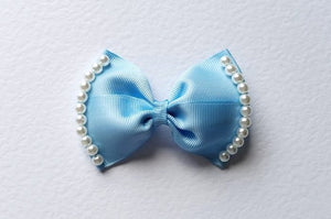 Pearly- Medium Sized Bow